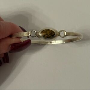 MEXICO BRACELET SKINNY STERLING SILVER BANGLE BROWN STONE FRONT CLOSE 925